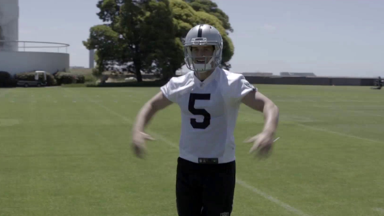 Hard Knocks: Training Camp With The Oakland Raiders: Autumn Wind