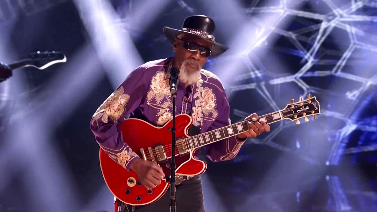 America's Got Talent: 65-Year-Old Robert Finley Sings Original