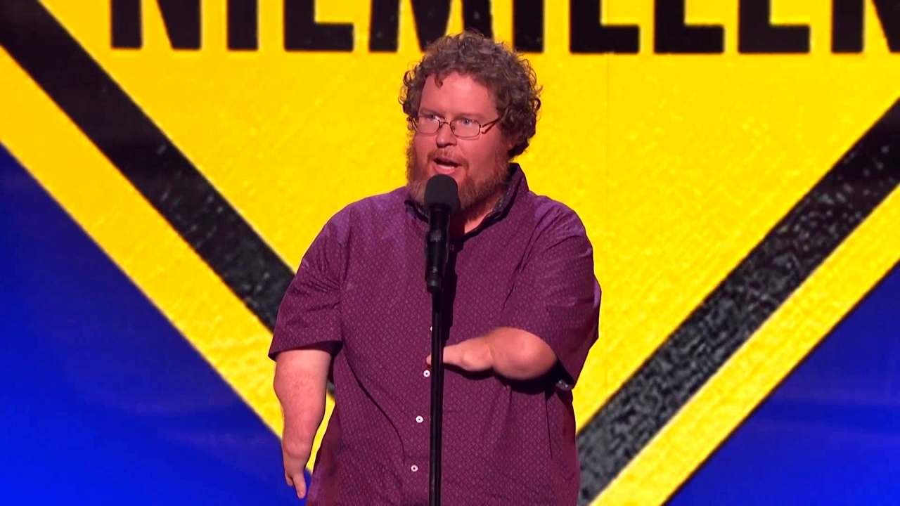 America's Got Talent: Ryan Niemiller's Stories Will Make You Lol