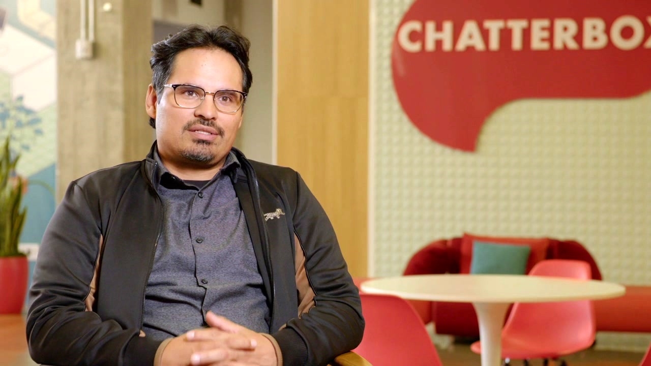 Jexi: Michael Pena On 'Kai'