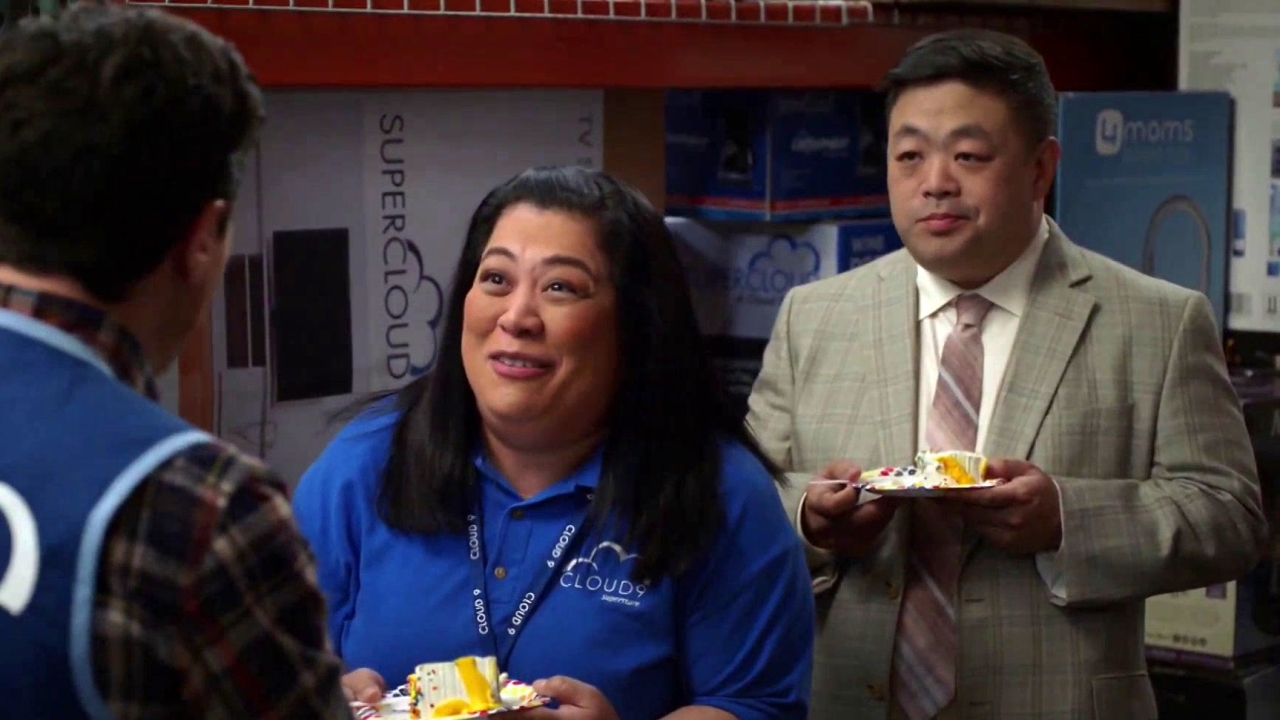 Superstore: Jonah's Secret Engagement Party For Sandra