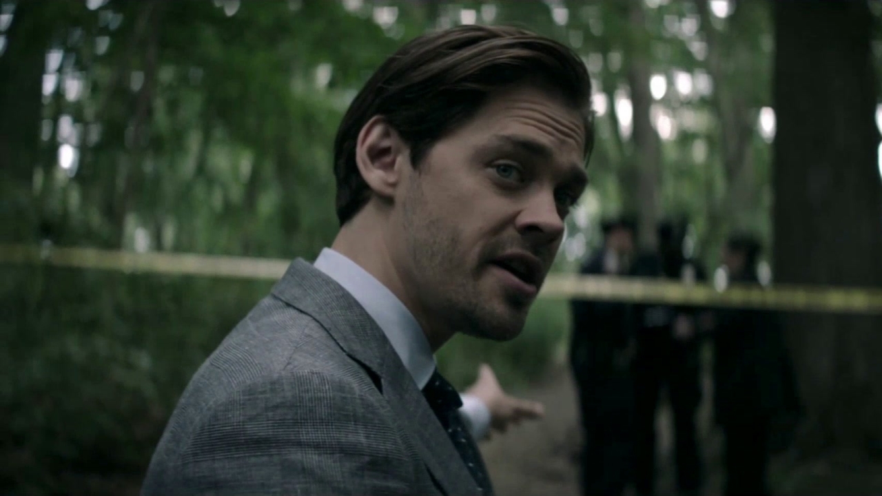 Prodigal Son: Malcolm Analyzes The Crime Scene