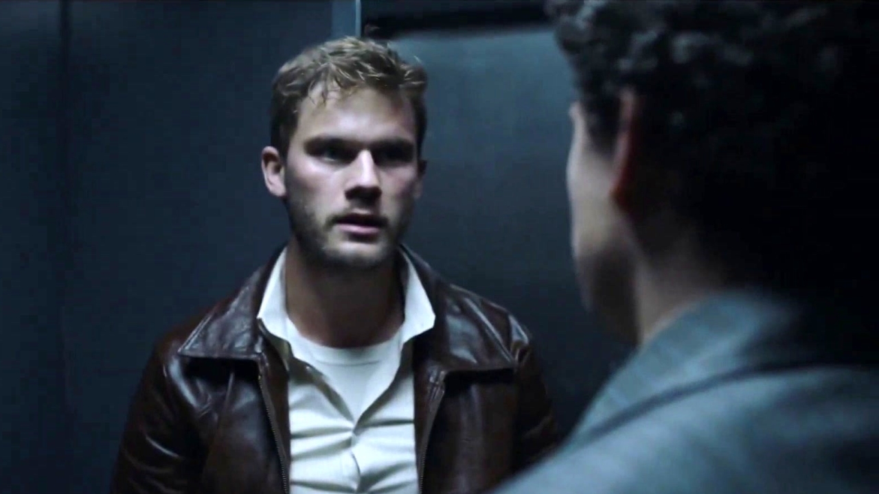 Treadstone: Bentley Fights In The Elevator