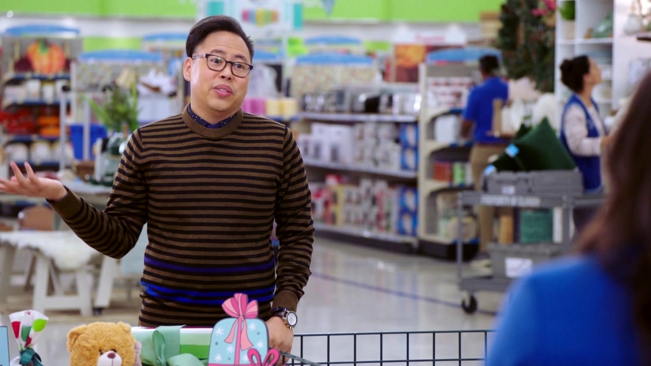 Superstore: Toy Drive