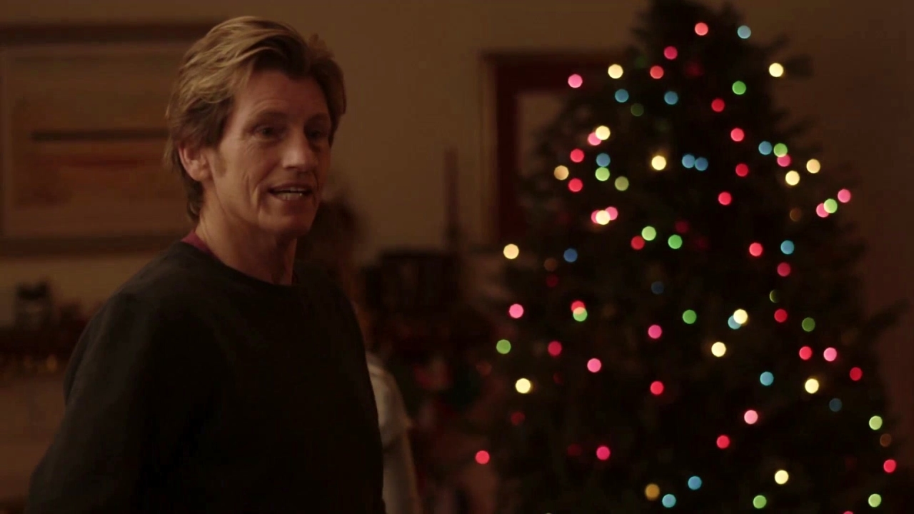 The Moodys: Sean Sr. Scolds The Kids For Not Trimming The Tree