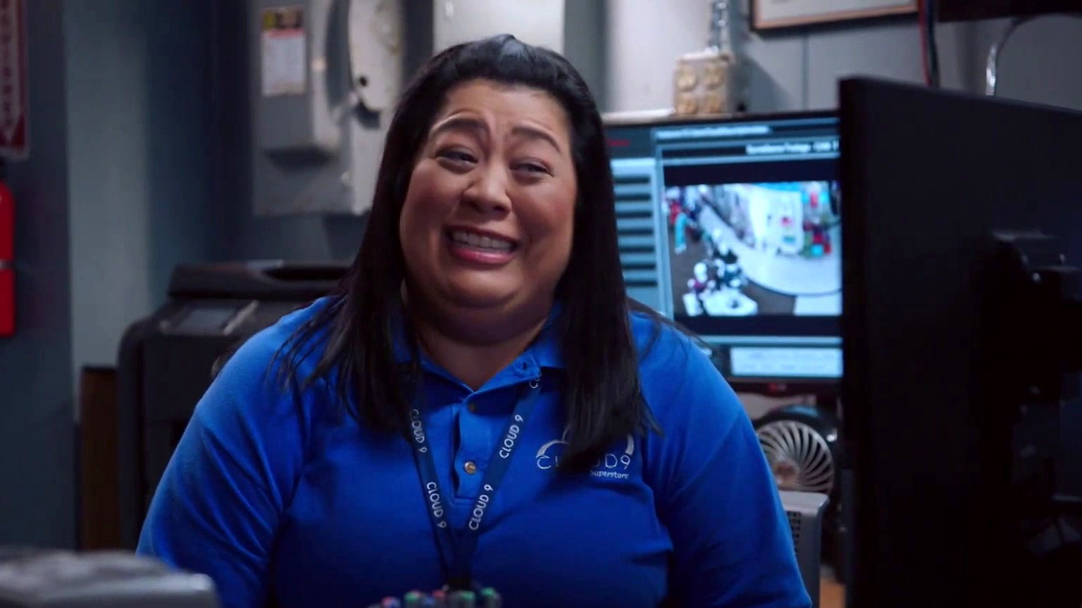 Superstore: Sandra Tells Dina's Dad She's Dead