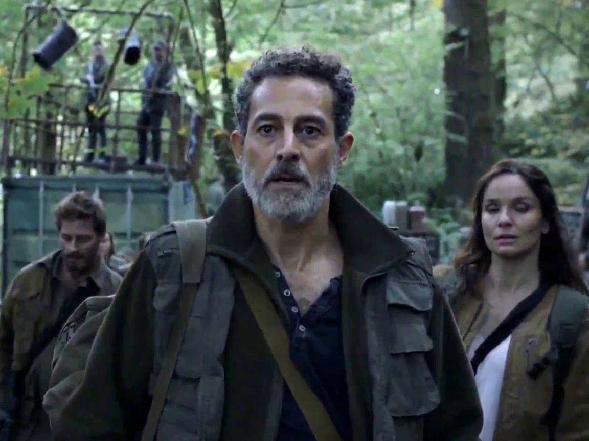 Colony: The Bowmans Enter The Resistance Camp
