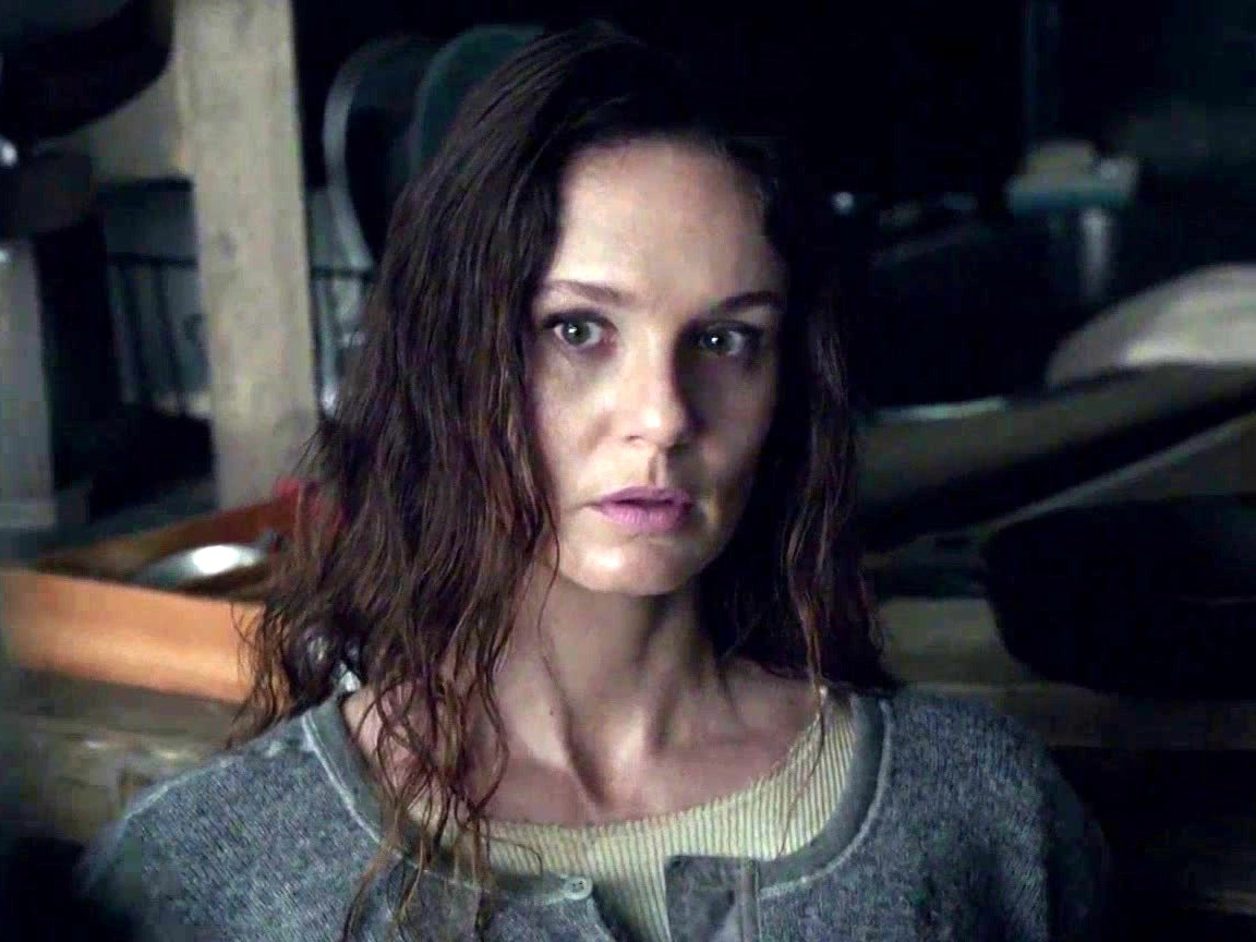 Colony: Vincent Presses Katie About Her Past