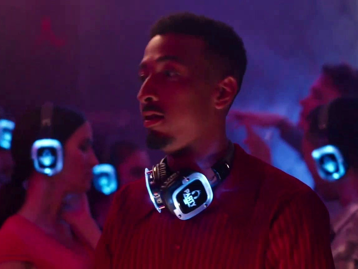 Dave: Silent Disco