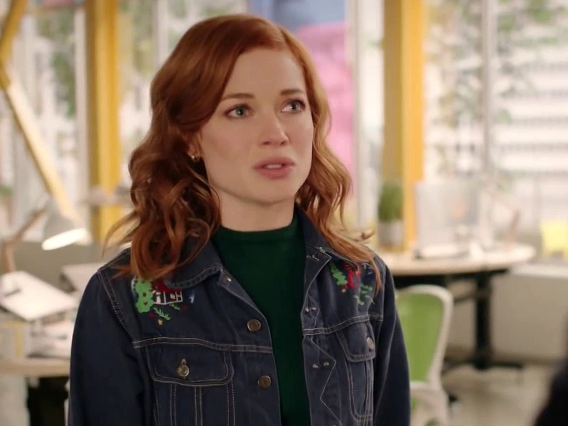 Zoey's Extraordinary Playlist: Max Tells Zoey Off