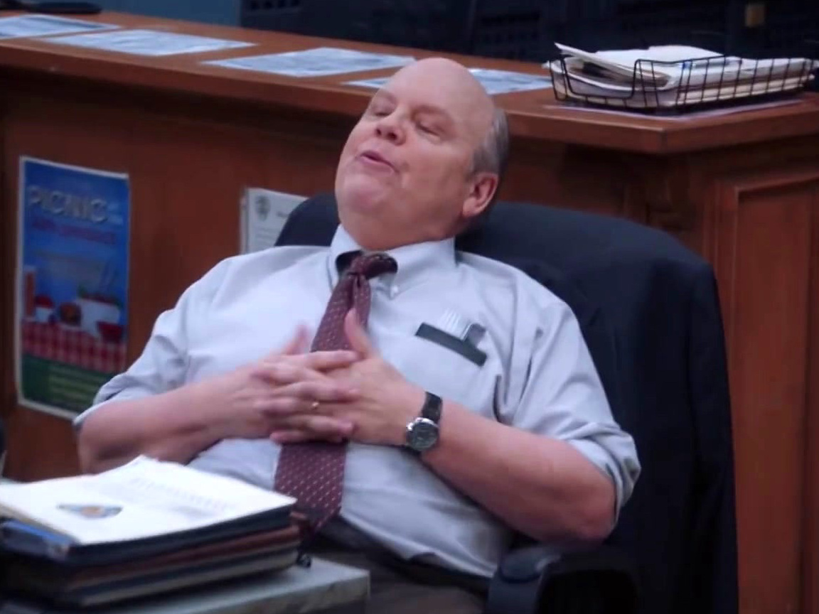 Brooklyn Nine-Nine: Hitchcock And Scully Get Fumigated
