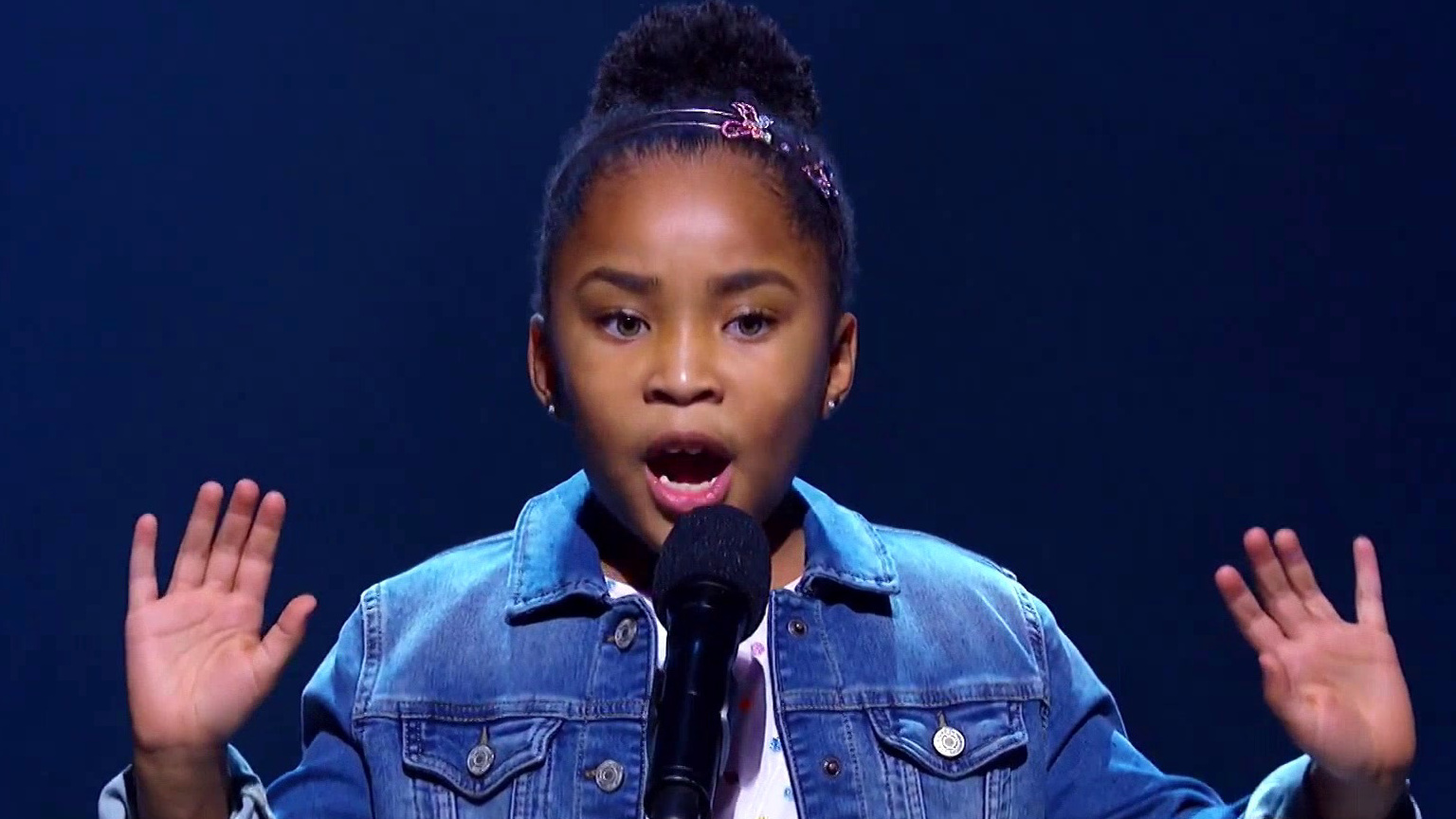 Little Big Shots: Seven-Year-Old Victory Performing Mozart's Queen Of The Night In German