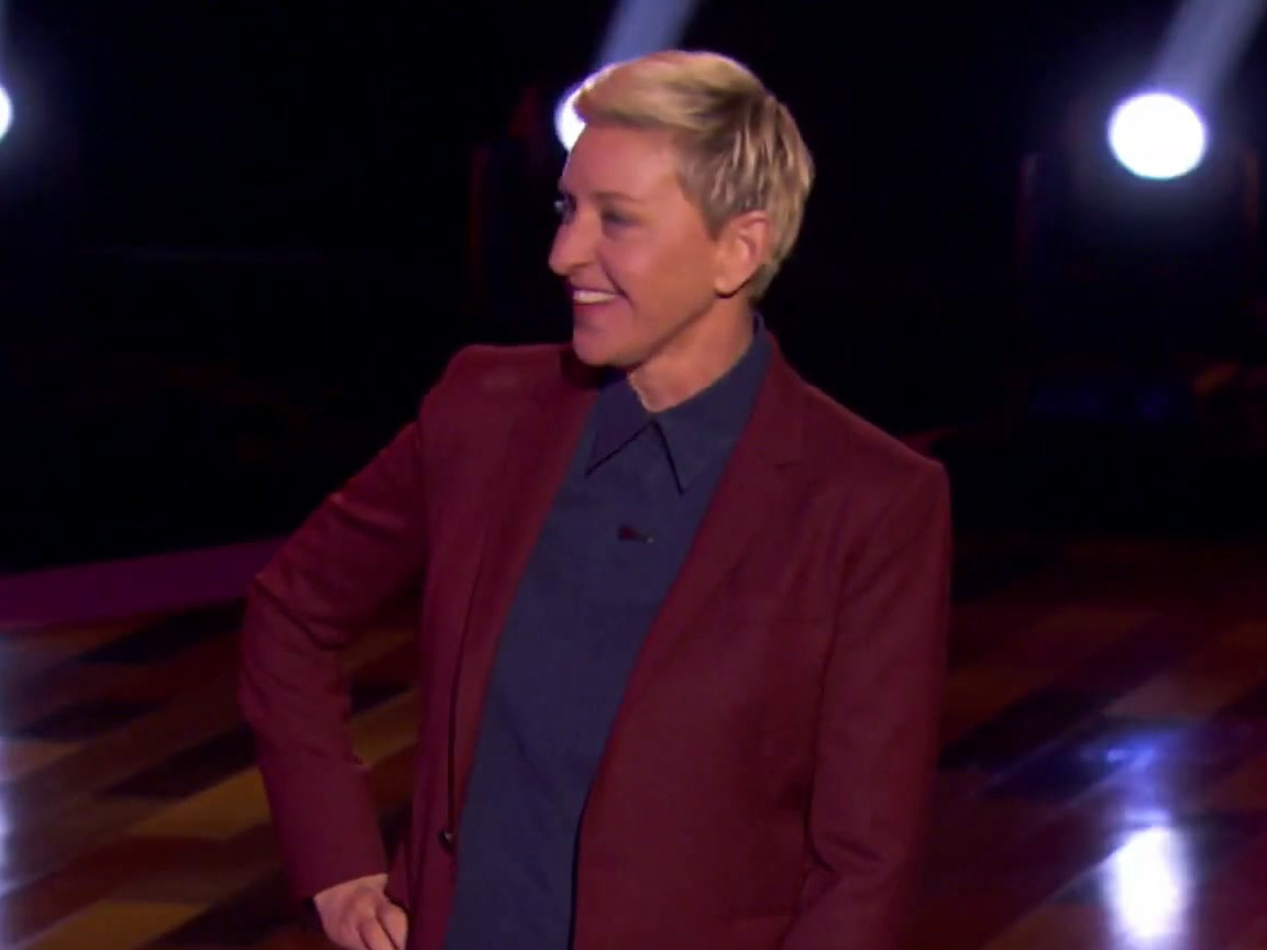 Ellen's Game Of Games: One Of The Fastest Games Of Aw Snap!