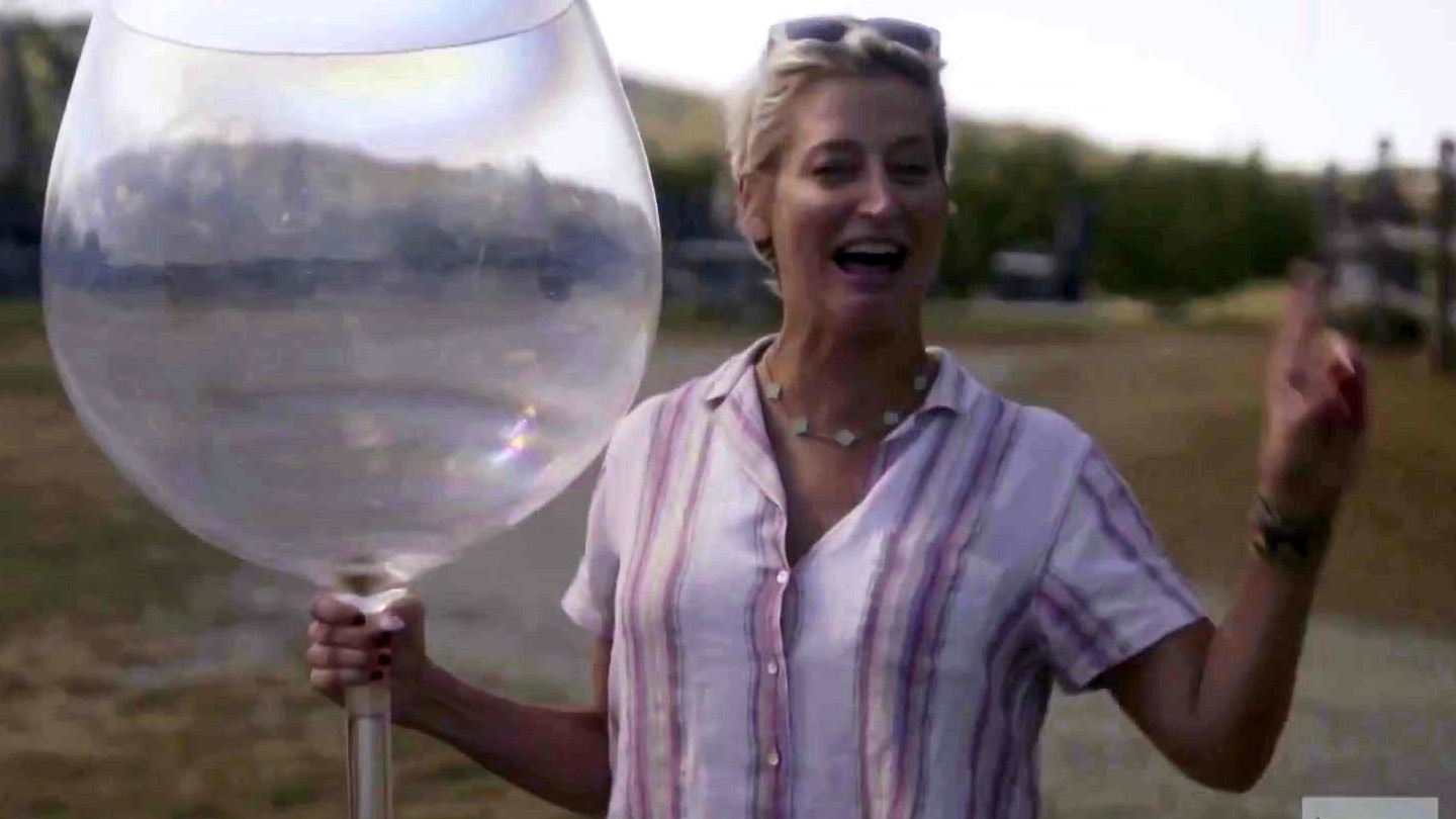 The Real Housewives of New York City: How Ya Like Them Apples?