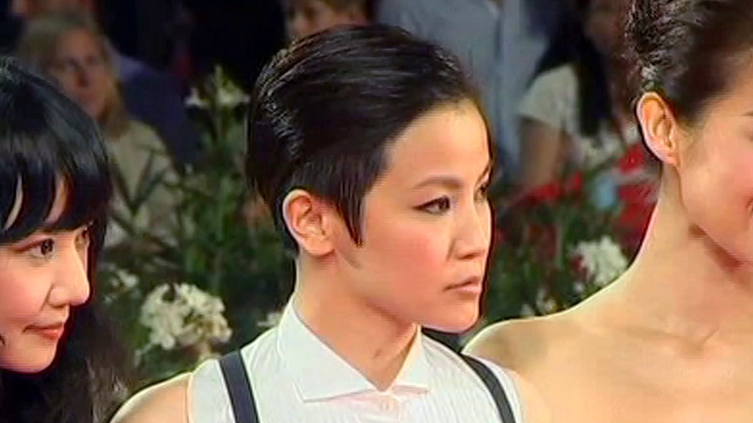 Denise Ho-Becoming The Song