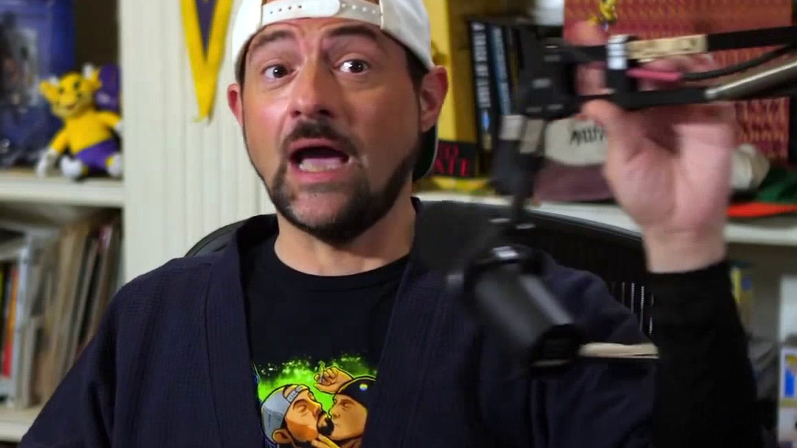 Celebrity Show-Off: Kevin Smith Son-In-Lockdown