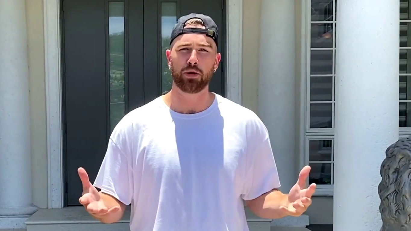 Celebrity Show-Off: Manscaping With Travis Kelce