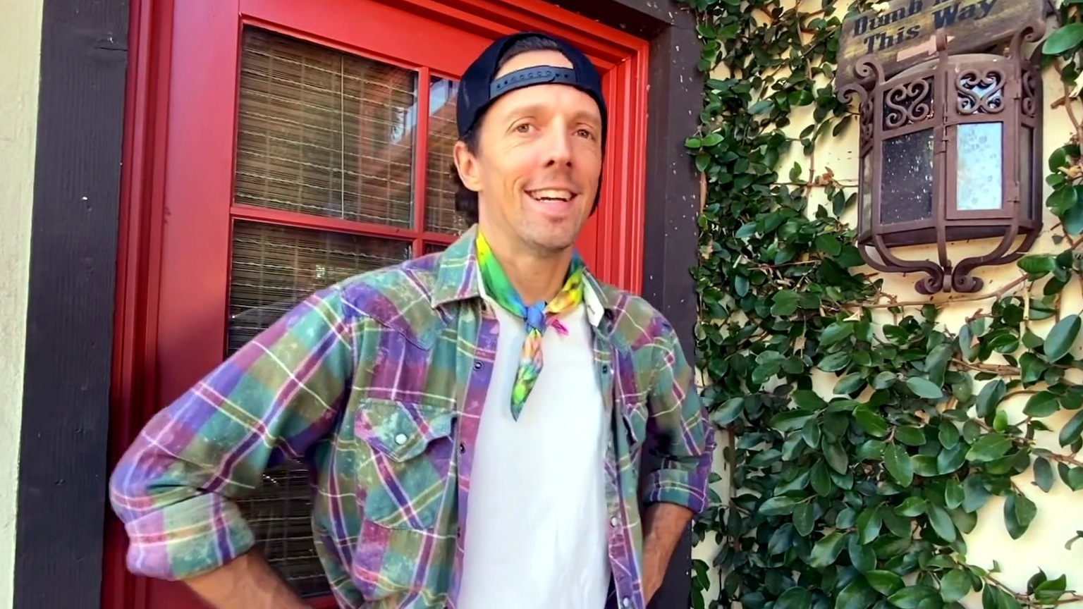Celebrity Show-Off: Jason Mraz's Mragical Mranch A Tricky Situation