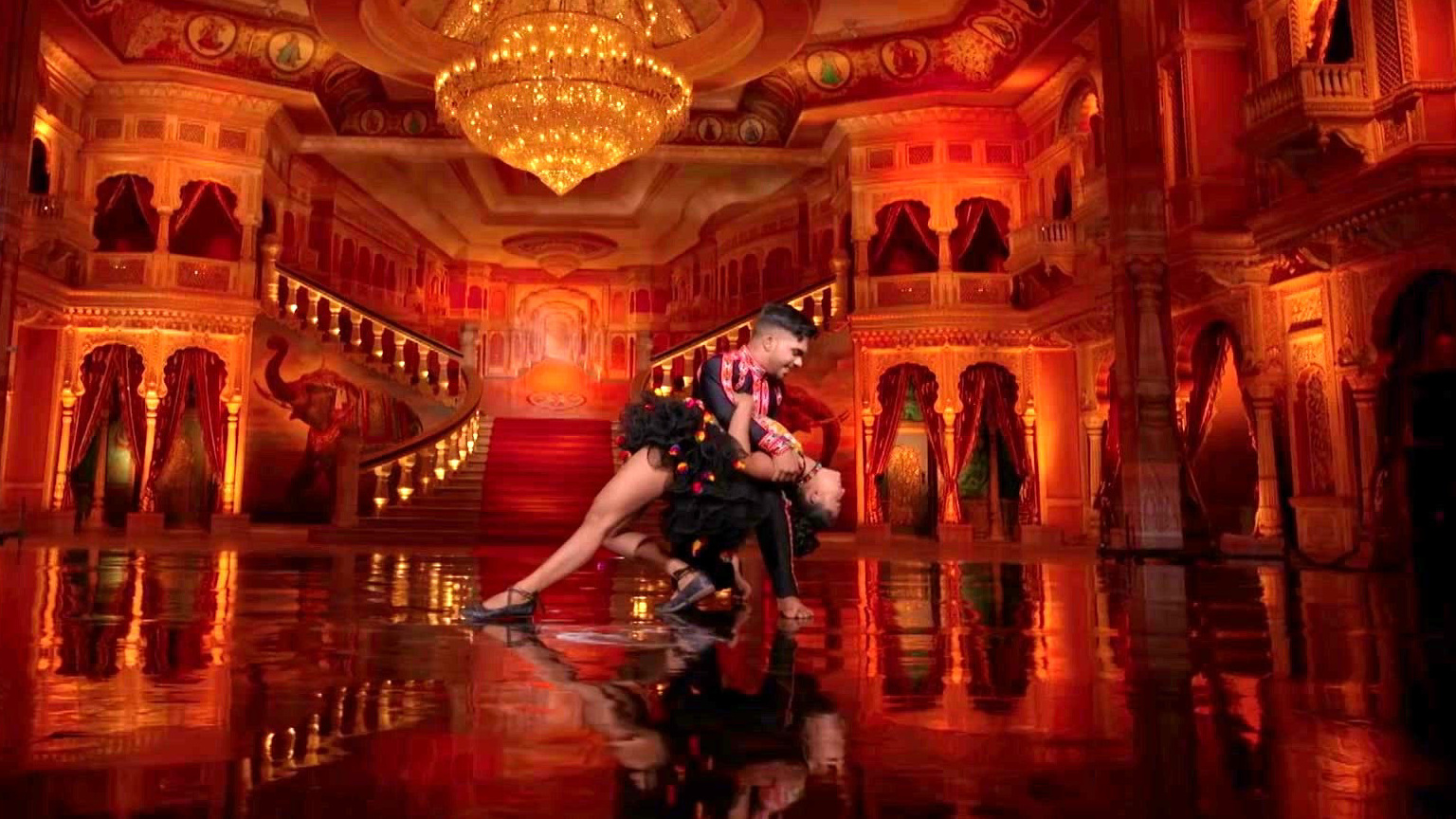 America's Got Talent: Bad Salsa Performs Epic Style Of Dance In India