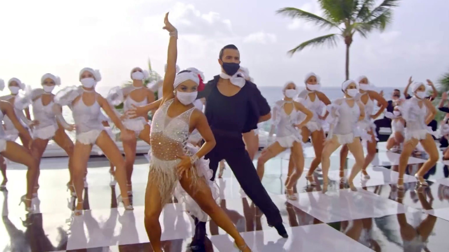 America's Got Talent: Dance Town Family Stuns The Judges With Amazing Dance