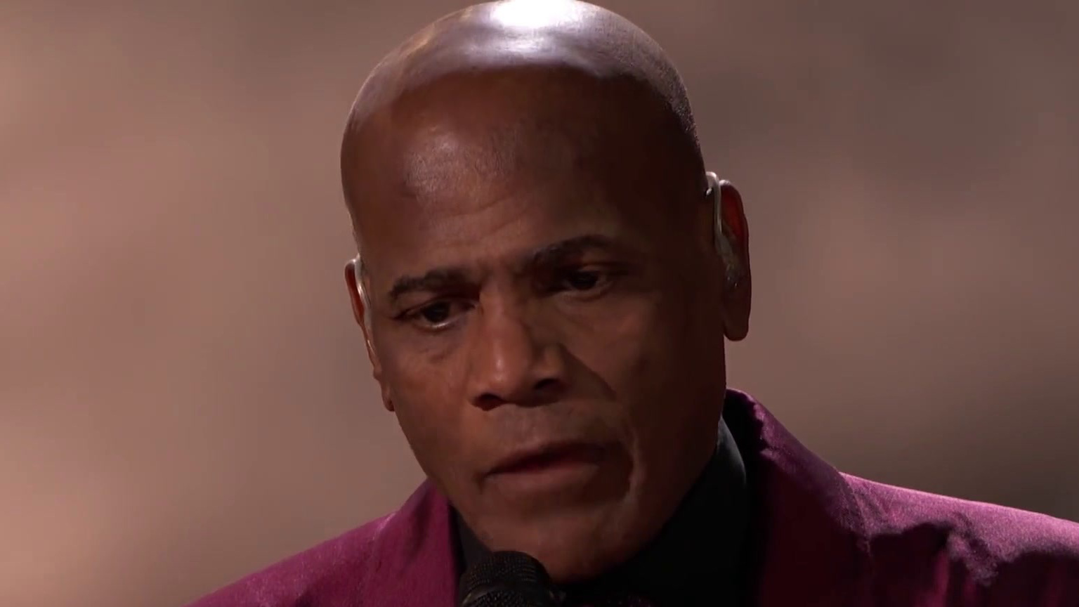 America's Got Talent: Archie Williams Sings Blackbird By The Beatles