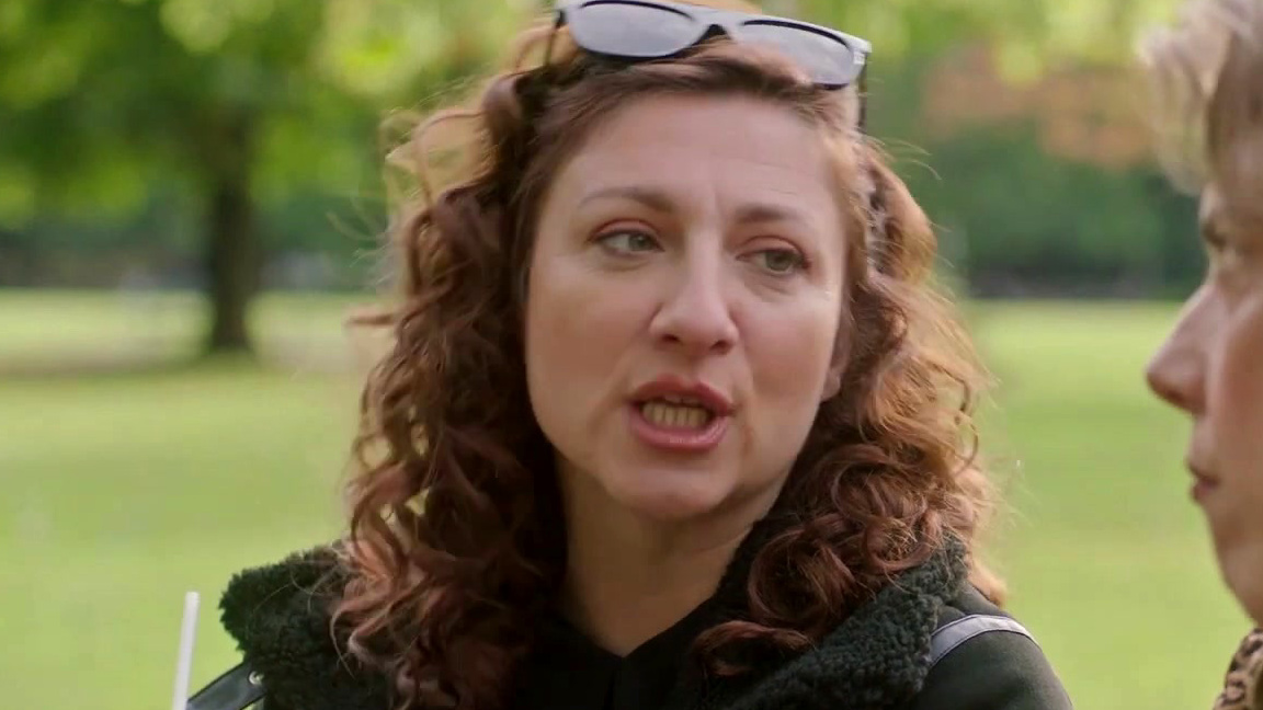 Baroness Von Sketch Show: Garbage People Dating App