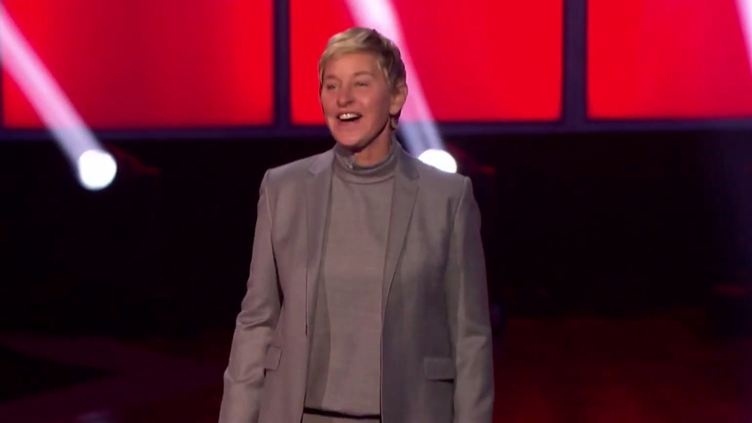 Ellen's Game Of Games: Granny Smiths, Red Delicious And Industrial Rubber Bands