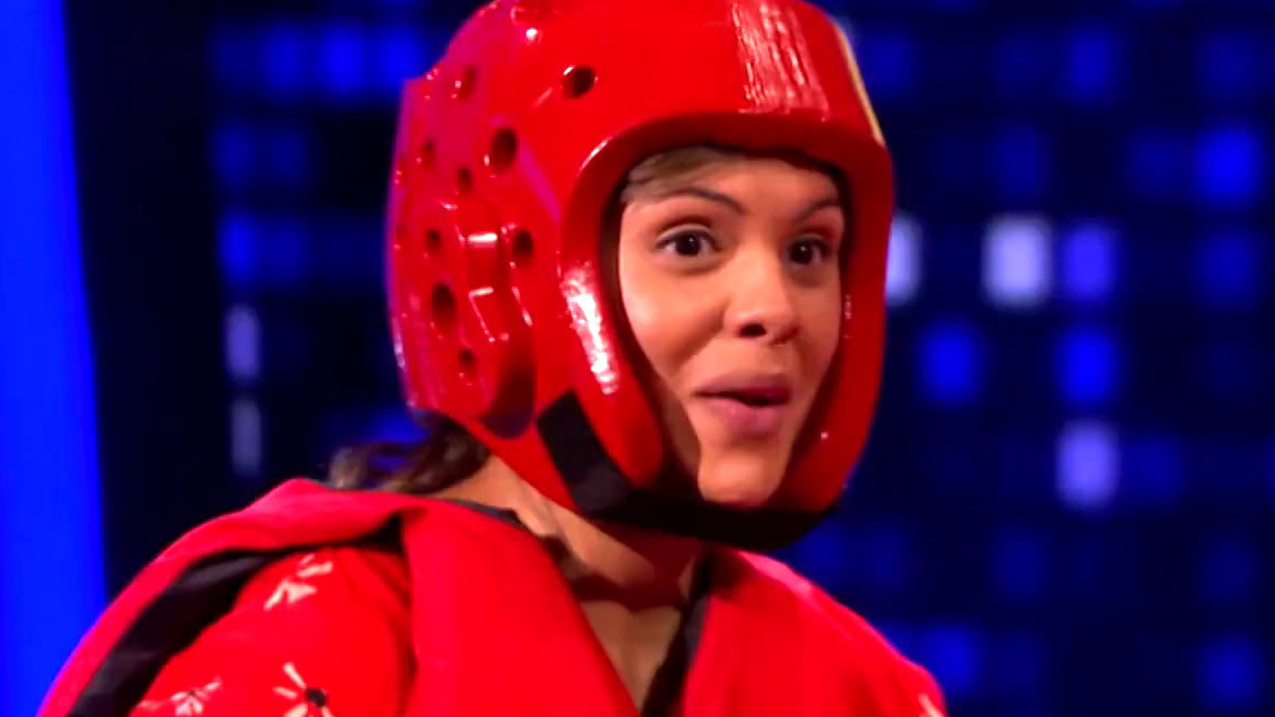 Ellen's Game Of Games: Ellen Degeneres Laughs As Contestants Get Yanked Across The Floor