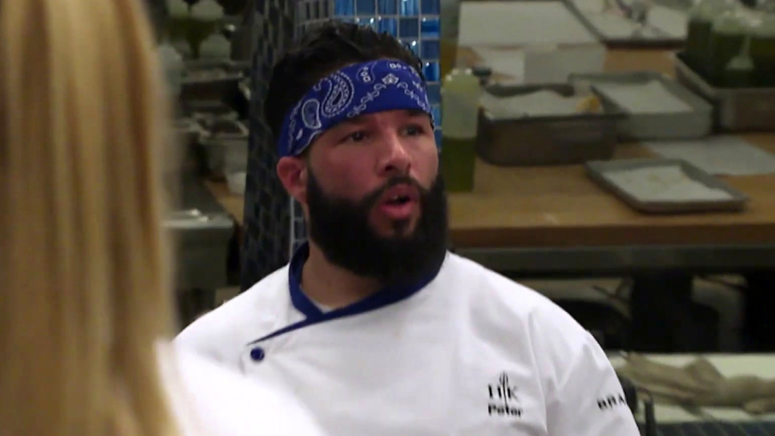 Hell's Kitchen: Peter Struggles In The Kitchen