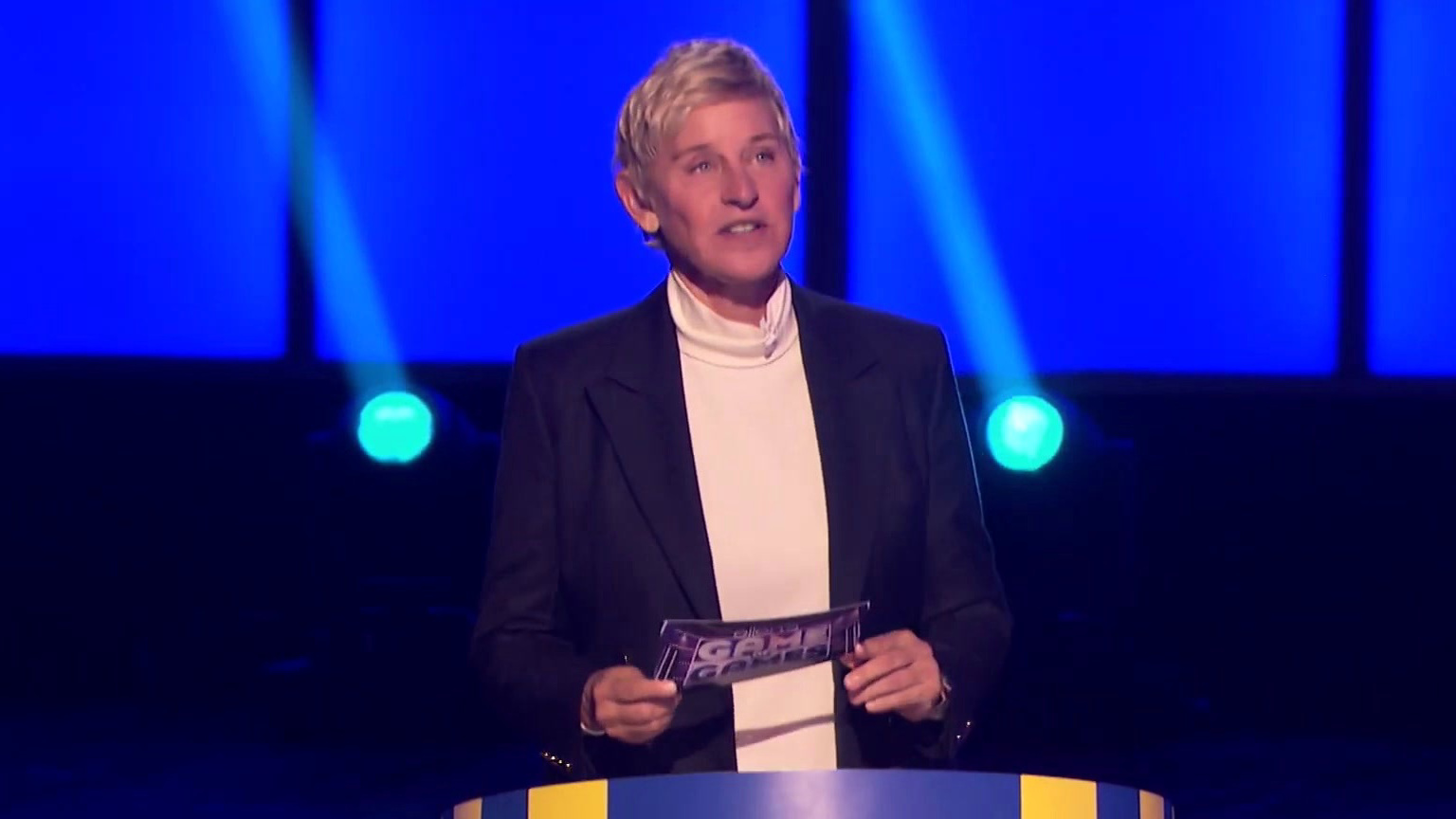 Ellen's Game Of Games: Say Whaaat: Drake, Dinosaurs And More Are All Part Of The Game