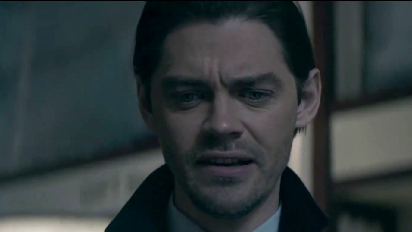 Prodigal Son: Malcolm Arrives At A Hotel Crime Scene