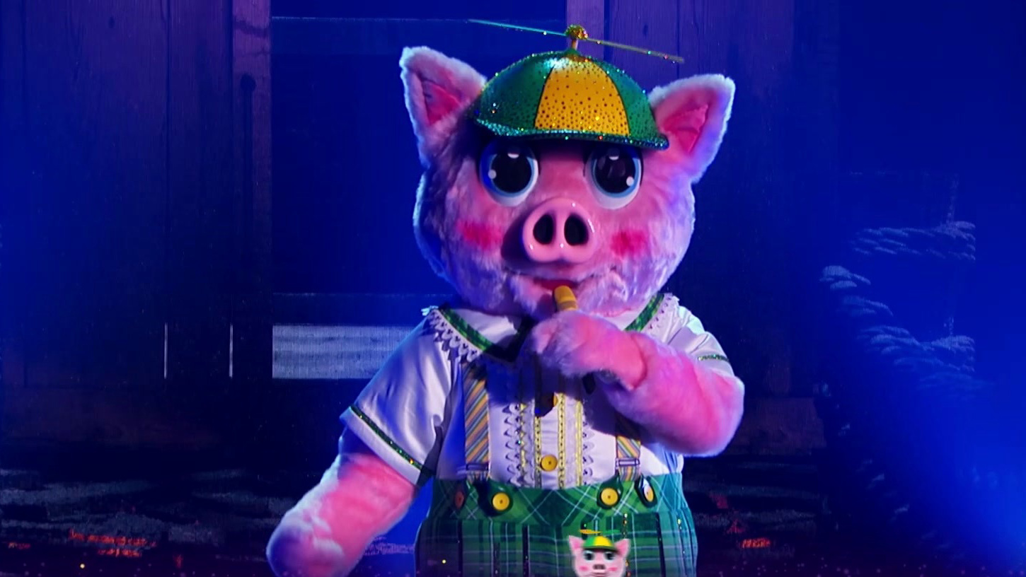 The Masked Singer: Piglet Performs 7 Years By Lukas Graham