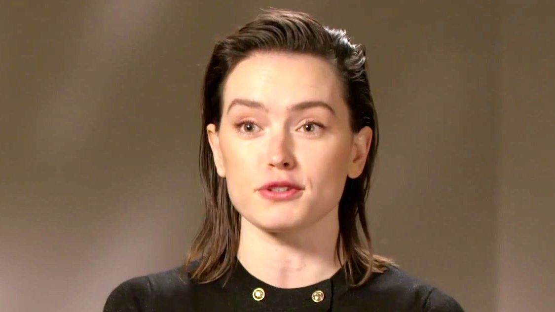 Chaos Walking: Daisy Ridley On The Reshoots (Featurette)