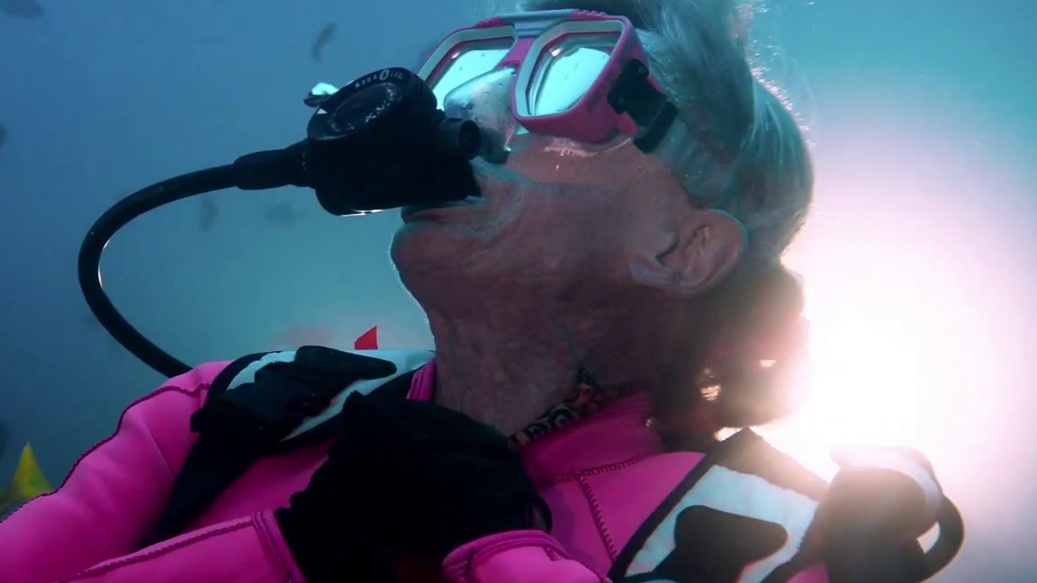 Playing With Sharks: The Valerie Taylor Story