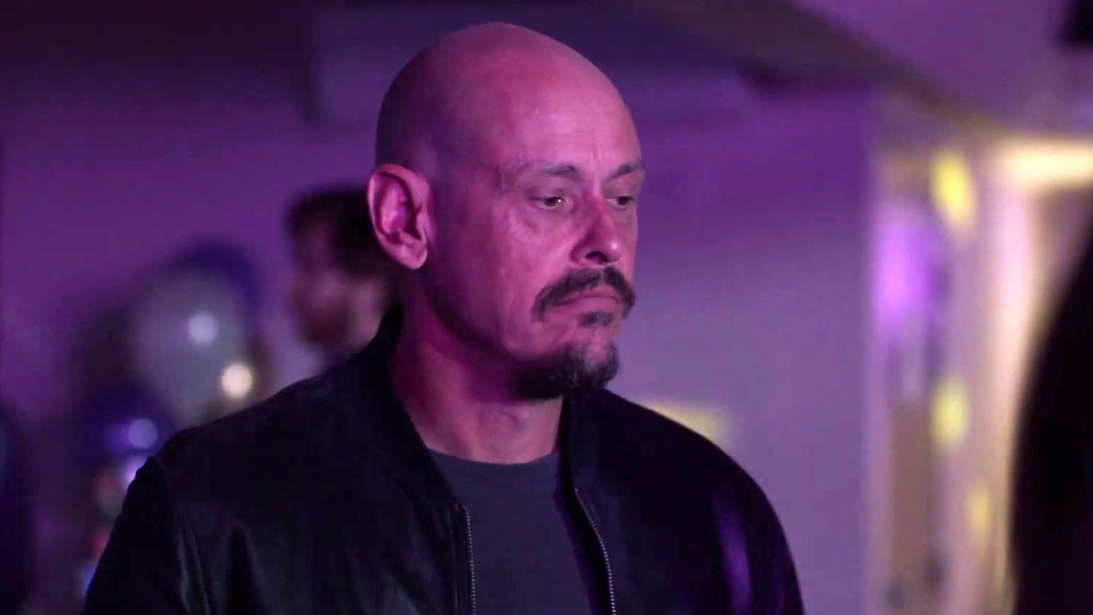 Mr Inbetween Season 1 Reviews Metacritic