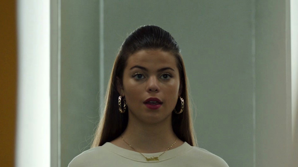 Candyman: Candyman Is Summoned By Some High School Girls