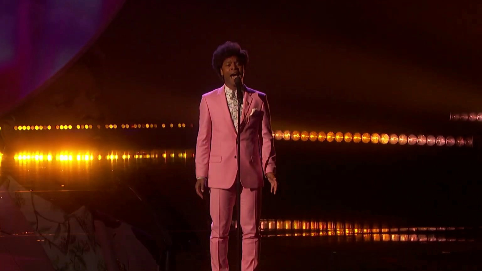 America's Got Talent: Jimmie Herrod Sings A Beautiful Rendition Of Glitter In The Air
