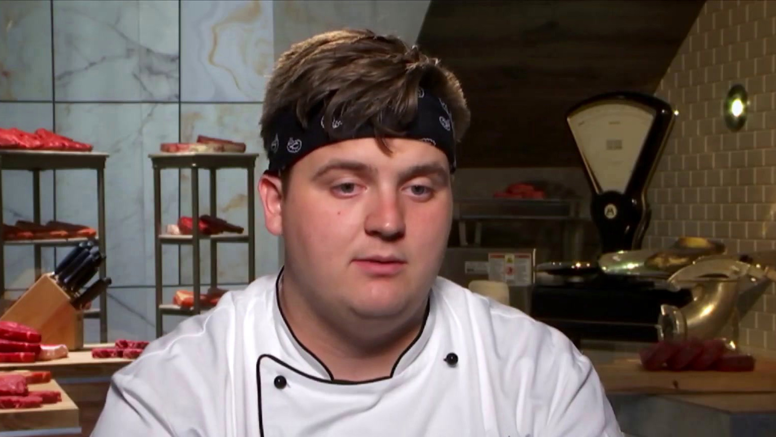 Hell's Kitchen: Trenton Commands The Blue Kitchen