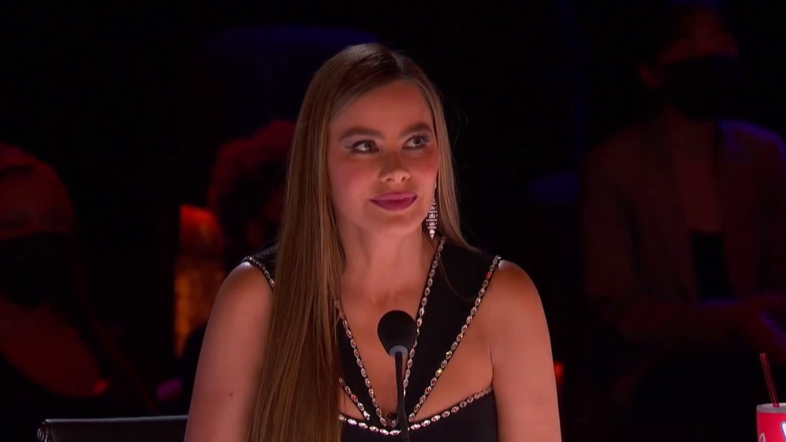America's Got Talent: Rialcris Performs An Awesome Hand-Balancing Act