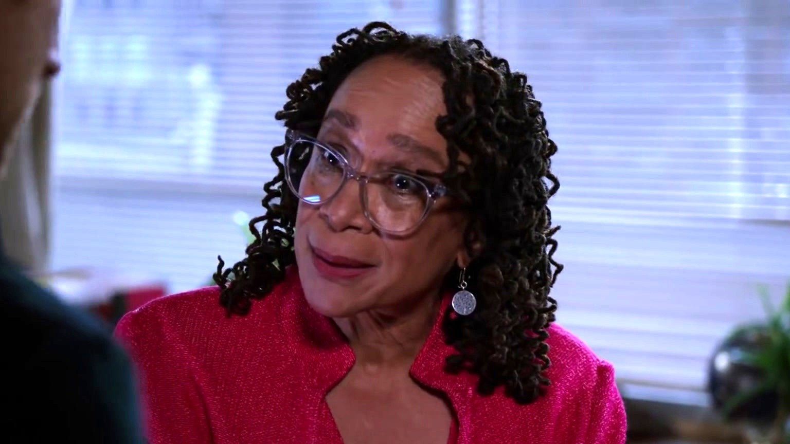 Chicago Med: Goodwin Wants To Make A Deal With Halstead