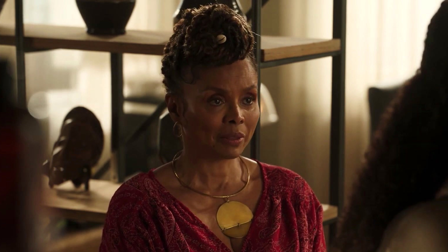 Our Kind Of People: Aunt Piggy Tells Angela To Not Give Up On Tyrique