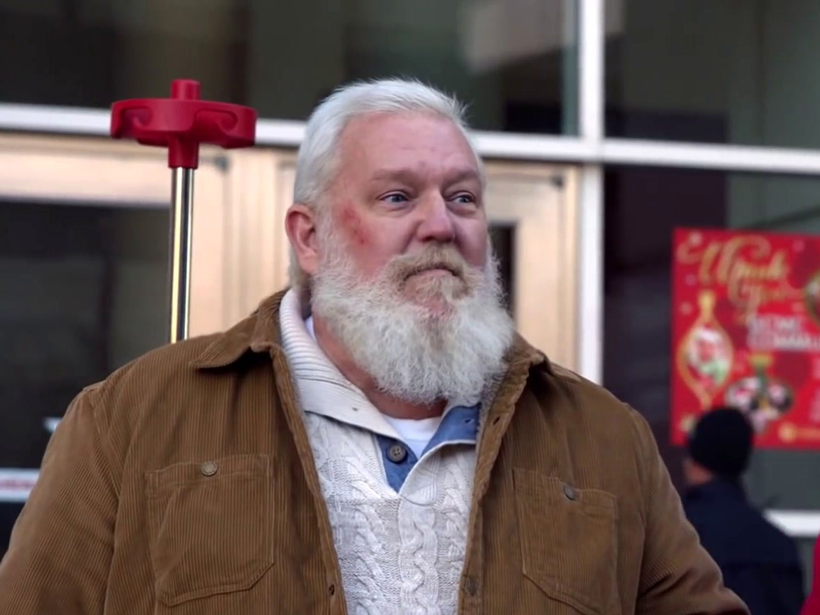 Chicago Fire: Firehouse 51 Brings Christmas To The Boys And Girls Club