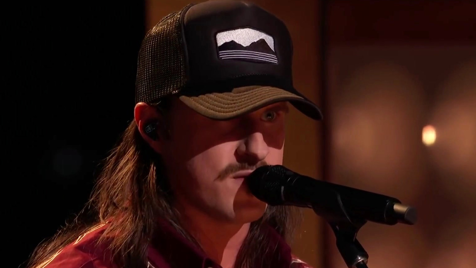 American Song Contest: John Morgan Performs Right In The Middle