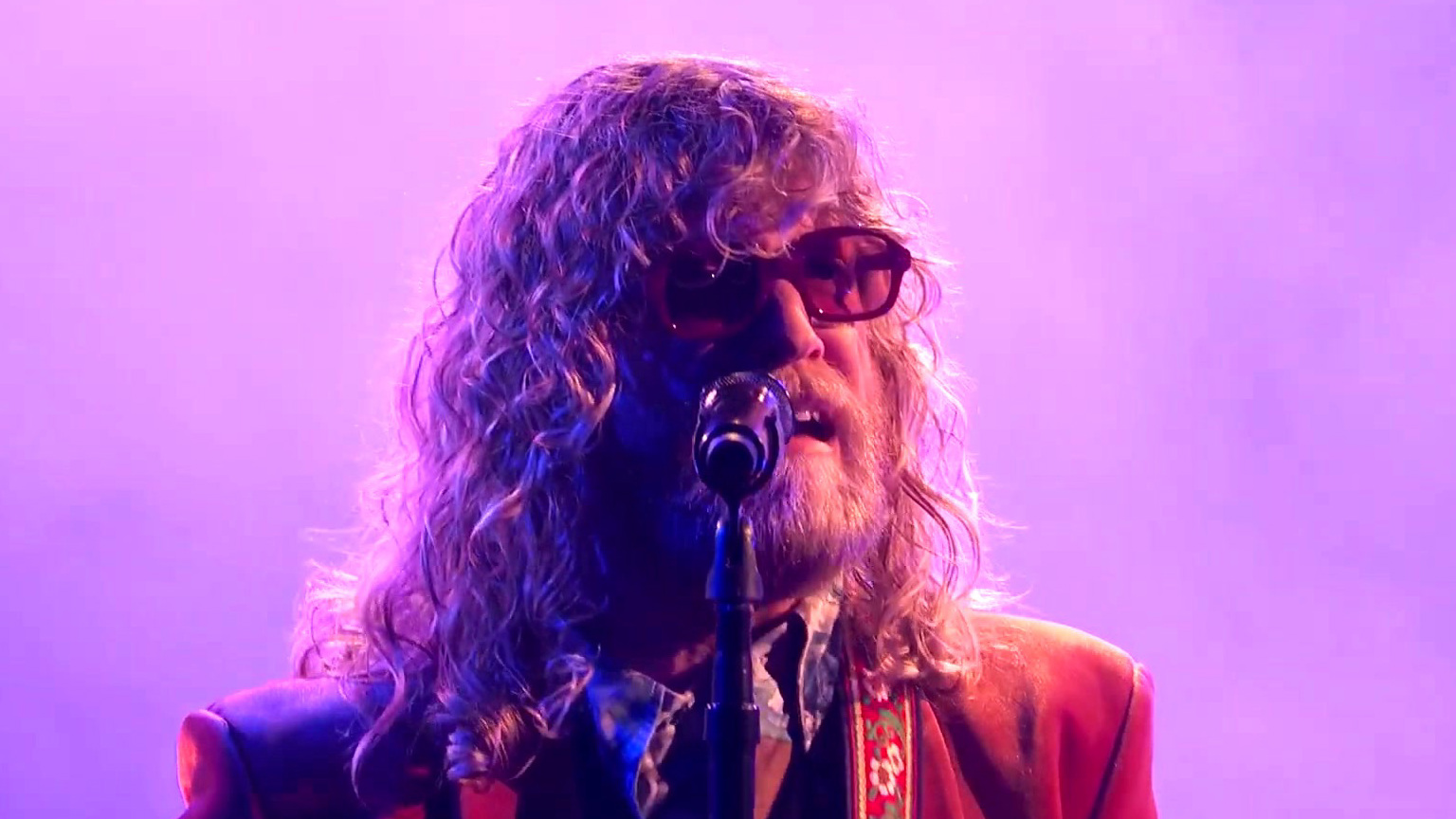 American Song Contest: Allen Stone Performs A Bit Of Both