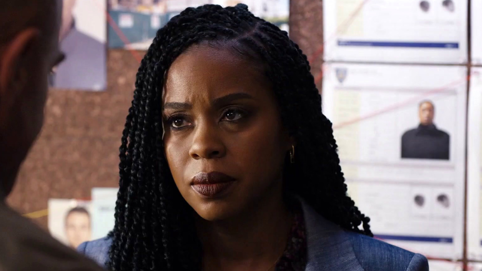 Law & Order: Organized Crime: Streets Is Watching