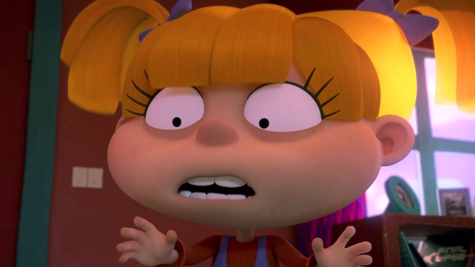 Rugrats: House Of Cardboard/Fluffy Moves In