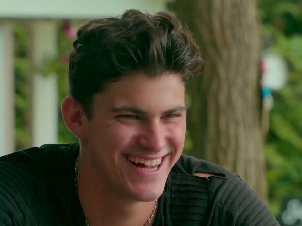 Forever Summer Hamptons Where to Watch and Stream TV Guide