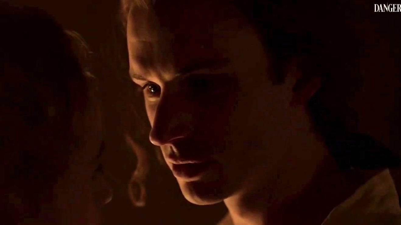 Dangerous Liaisons: Love Or War