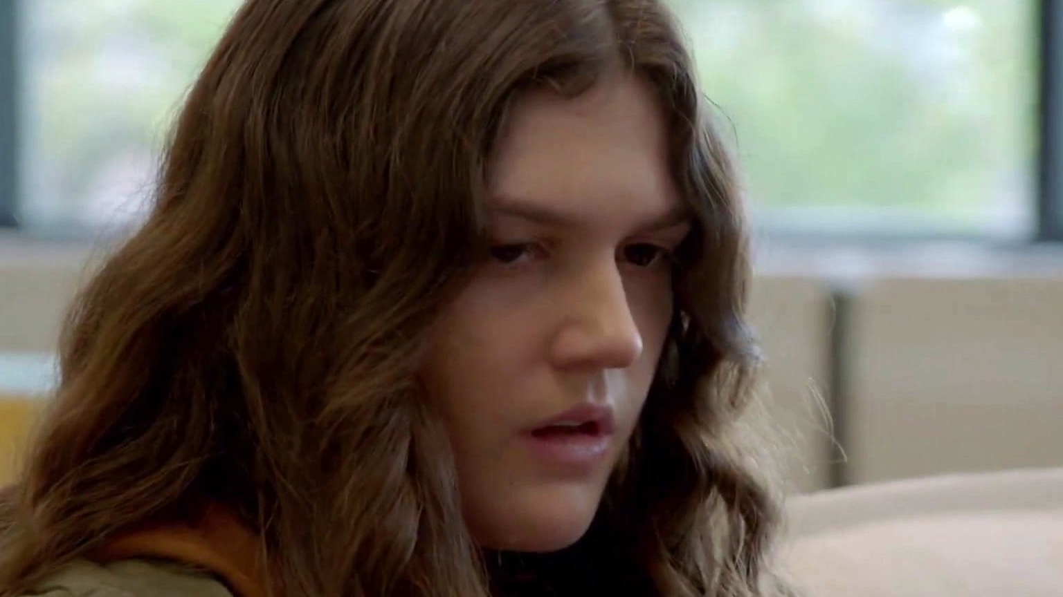 Chicago Fire: Kidd Tries To Help A Runaway