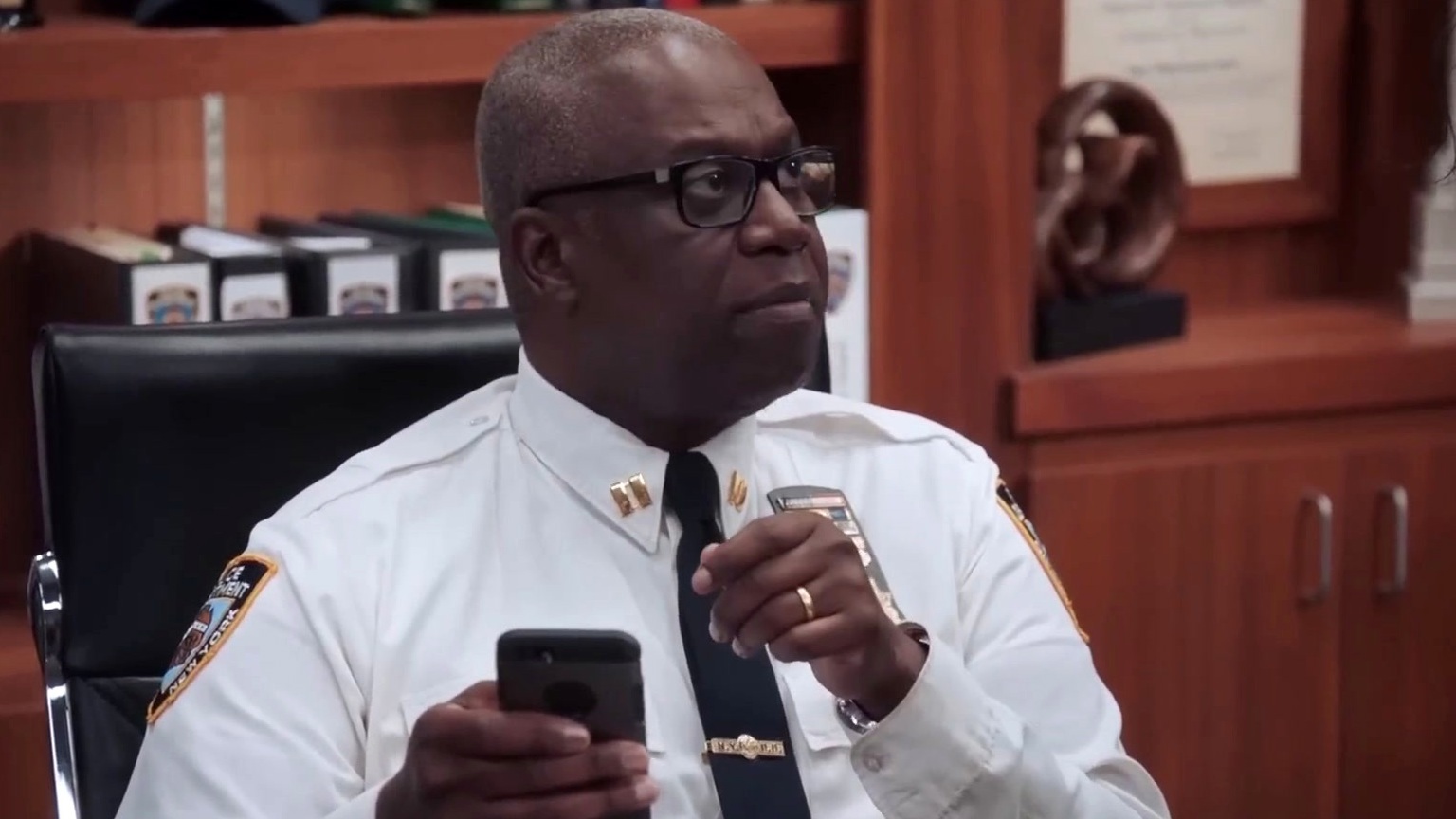 Brooklyn Nine-Nine: Holt & Kevin Are A Walking Rom-Com